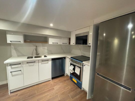 807 Dupont Street apartment — Toronto, ON (1-Bedroom) - 1 Bedroom - Photo 1
