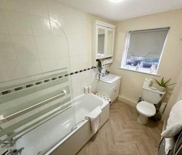 2 bedroom flat to rent - Photo 6