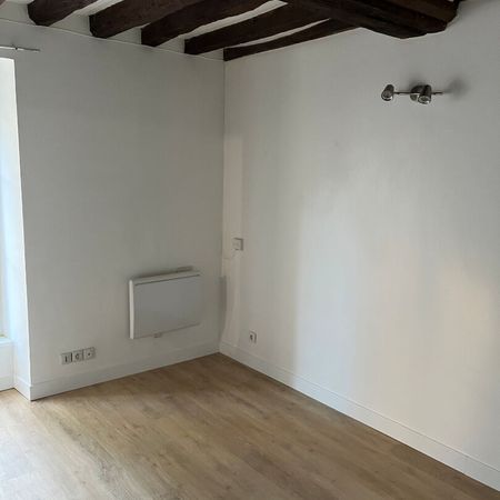 Location Appartement 1 pièce 14m² - Photo 3