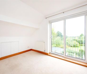 5 bedroom detached house to rent - Photo 4