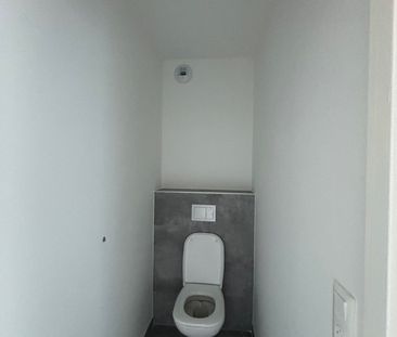 Location Appartement 2 pièces 42m² THONON LES BAINS 74200 - Photo 4