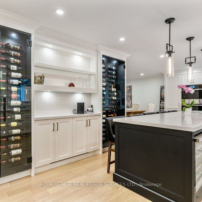 For Lease - 2498 Robin Drive, Mississauga, Ontario - Photo 1