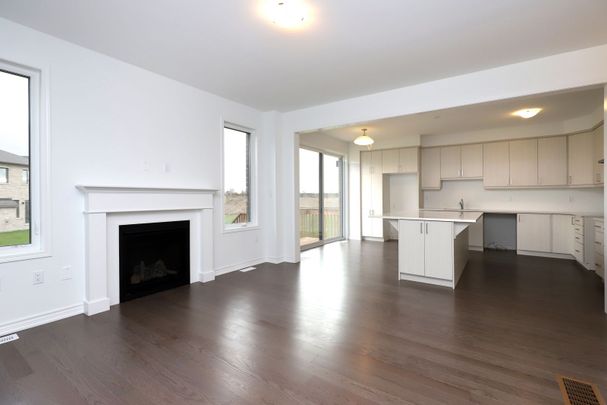 For Lease - 88 McBride Trail, Barrie, Ontario - Photo 1