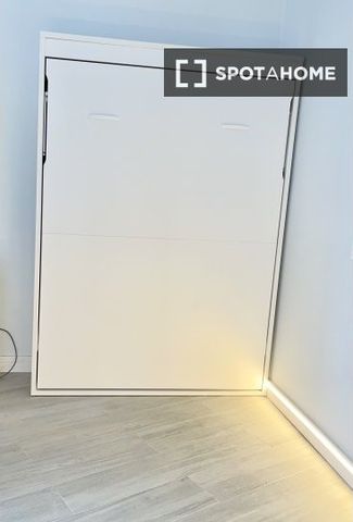 madrid, Community of Madrid 28028 - Photo 4