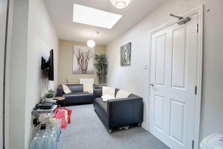 Cardigan Street, Luton, LU1 - Photo 3