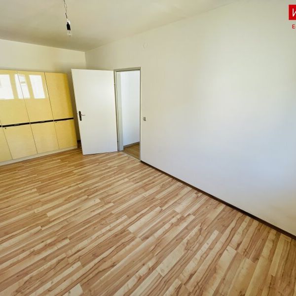 Super-Kleinwohnung mit Balkon und Lift, zentrumsnah in Voitsberg! - Photo 1