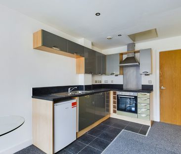 Studio flat to rent on - Photo 6