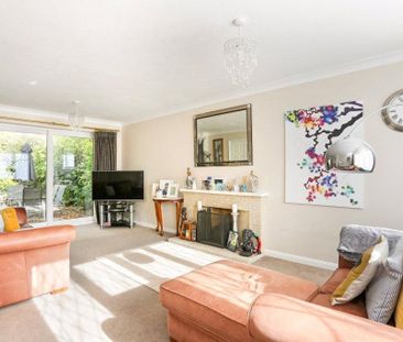 4 bedroom detached house to rent - Photo 1