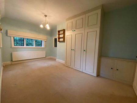 3 Bedroom Apartment - Photo 5