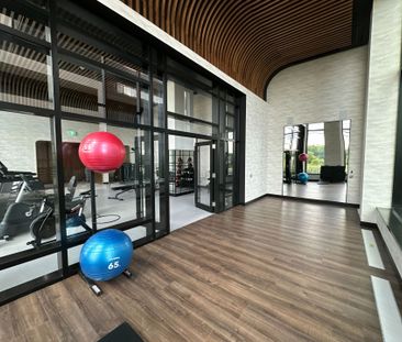 For Lease - 3240 William Coltson Avenue Unit# 431, Oakville, Ontario - Photo 6