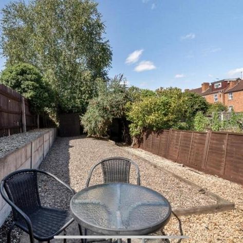 4 bedroom terraced house to rent - Photo 1