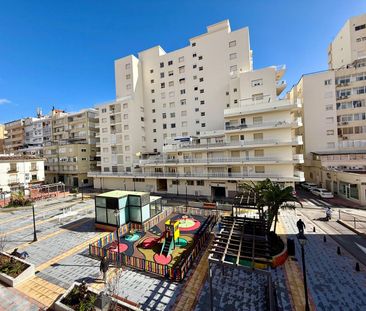 Middle Floor Apartment in Fuengirola - Photo 3