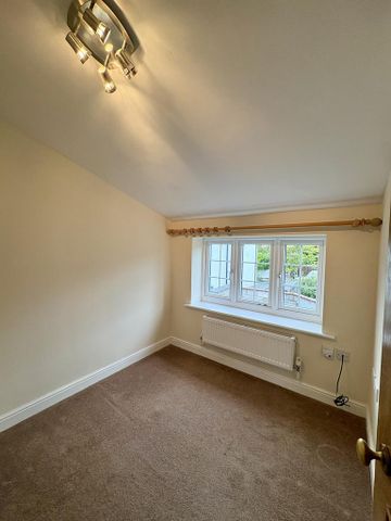 2 bedroom terraced house to rent - Photo 4