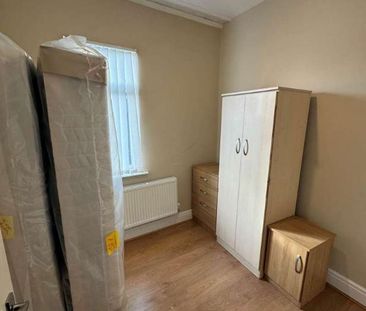 Aigburth Road, Aigburth, Liverpool, Merseyside, L17 - Photo 3