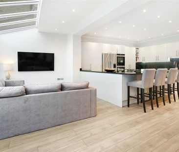 6 bedroom terraced house to rent - Photo 3