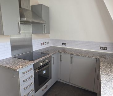 1 bedroom apartment to rent - Photo 2