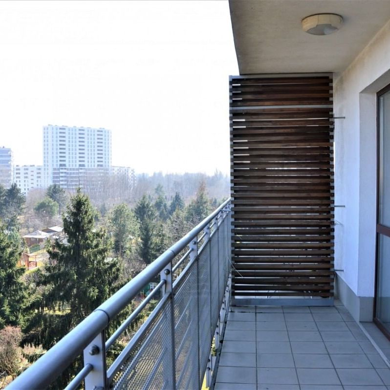 Kawalerka z osobną kuchnią i dużą loggią 30.45 m² - Фото 1