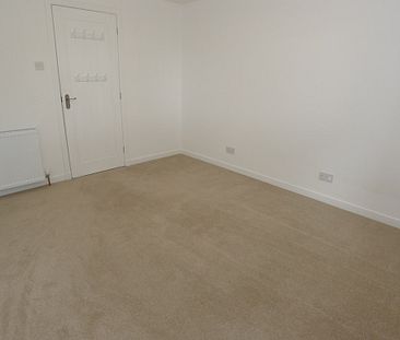 Property to let in St Andrews - Photo 6