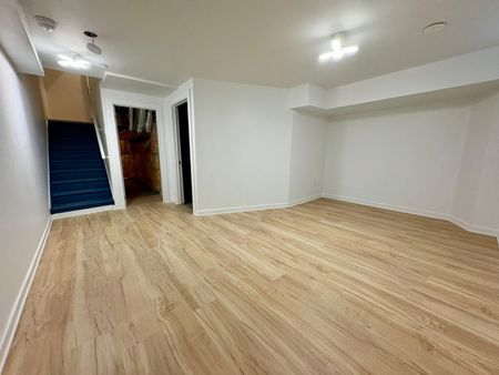 For Lease - 1355 Shevchenko Boulevard Unit# Ground floor, Oakville, Ontario - Photo 5