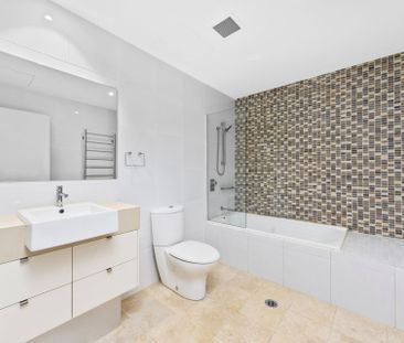 Waterfront Townhome - Photo 6