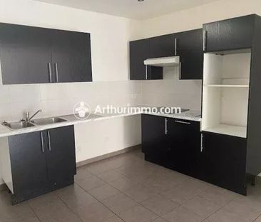 Location Appartement 3 pièces 87 m2 à Corbeil-Essonnes - Photo 1