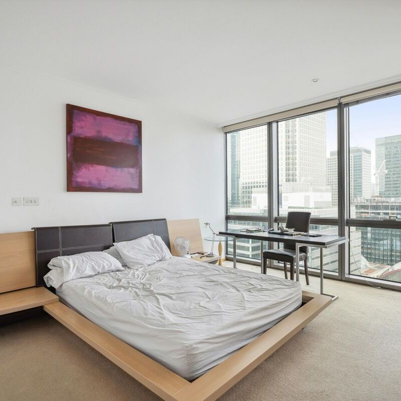 Exceptional 24th Floor Residence with Parking at No.1 West India Quay - Photo 1