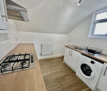 1 bedroom flat to rent - Photo 4