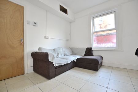 Worcester Street, Gloucester, Gloucestershire, GL1 - Photo 5