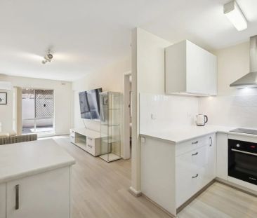 Low Maintenance Living in Como! - Photo 3