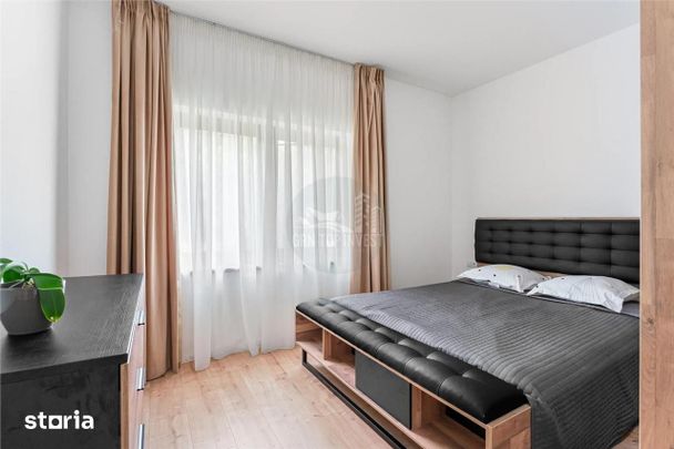 Casa moderna 6 camere 2 bai curte 1000mp Tocile - Photo 1