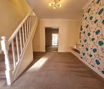 2 bedroom terraced house to rent - Photo 3
