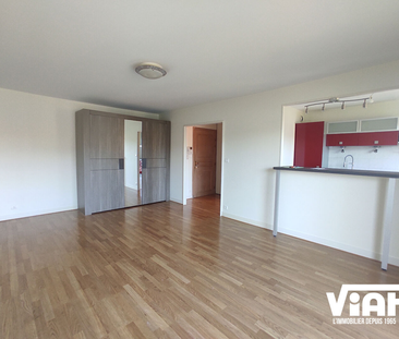 T2 DE 48 m2 AVENUE SAINT SURIN - Photo 1