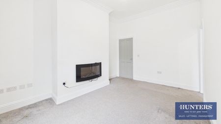 2 bedroom House To Let Total Size: 651 SQ FT - Photo 3