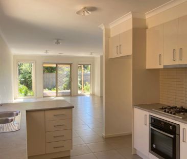 2/3 Nerang Court, Hoppers Crossing. - Photo 5