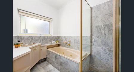 PROPERTY CURRENTLY ON HOLD UNTIL 5TH JANUARY 2026 - Photo 4