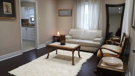 For Lease - 186 Maurice Drive, Oakville, Ontario - Photo 3