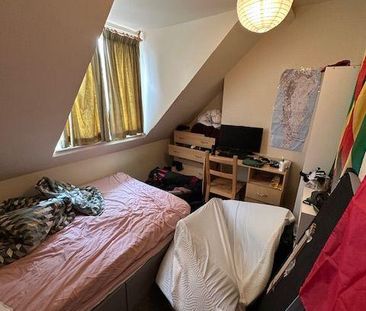 6 bedroom semi-detached house to rent - Photo 4