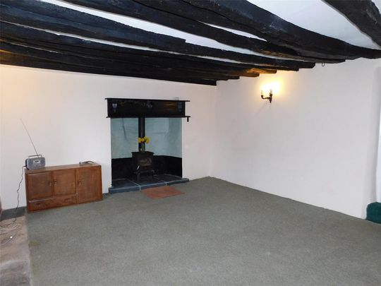 2 bedroom terraced house to rent - Photo 1