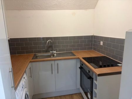 1 bedroom apartment to rent - Photo 4