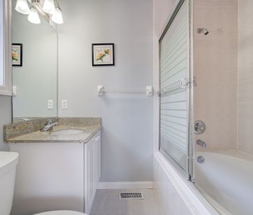 For Lease - 68 Redstone Road, Richmond Hill, Ontario - Photo 5