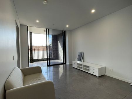 Stunning 2 Bedroom Furnished Apartment in Zetland - Photo 4