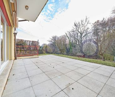 SPACIOUS WITH LARGE QUIET GARDEN - Photo 6