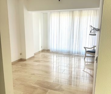 klassisch, modern in Solingen-Gräfrath - Photo 1