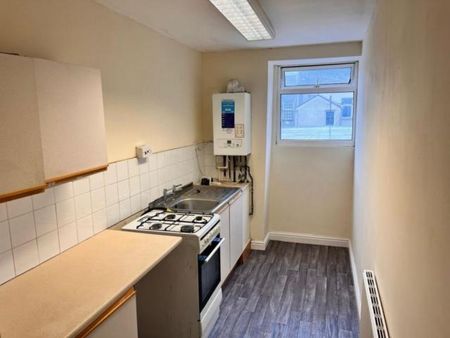 2 bedroom maisonette to rent - Photo 4