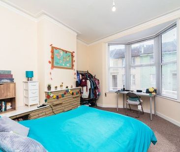 4 bedroom house to rent - Photo 1