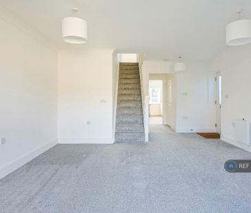 2 bedroom semi-detached house to rent - Photo 1