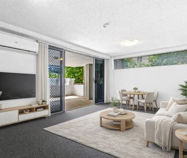 South Brisbane Beauty! - Photo 1