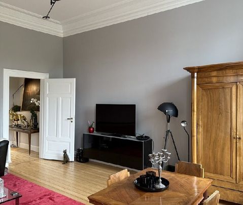 Topmöblierte ‚Bel Etage‘ in bester Lage der Bonner Südstadt - Photo 1