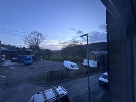 2 bedroom terraced house to rent - Photo 5