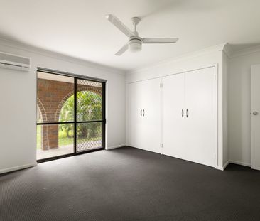 Fresh, Bright & Move-In Ready – A Stylishly Updated Home in Gailes - Photo 6